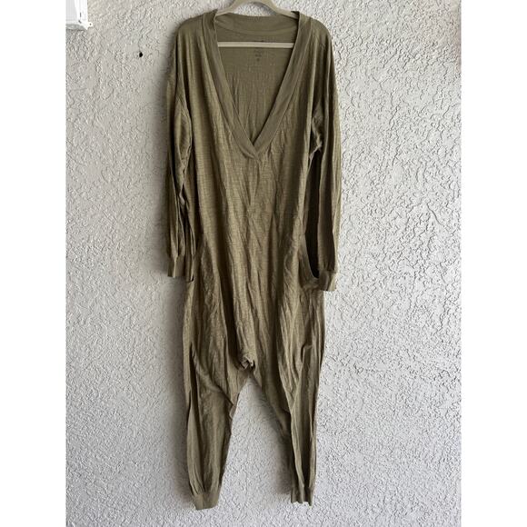 Natural Life size medium long sleeve v-neck cotton jumpsuit - Picture 1 of 2